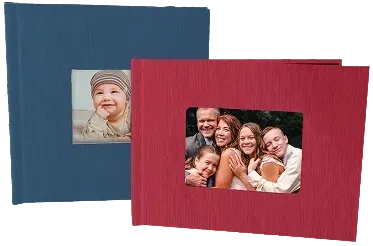 Livre relier en tissus finition kasmir avec fenêtre découpée sur la couverture